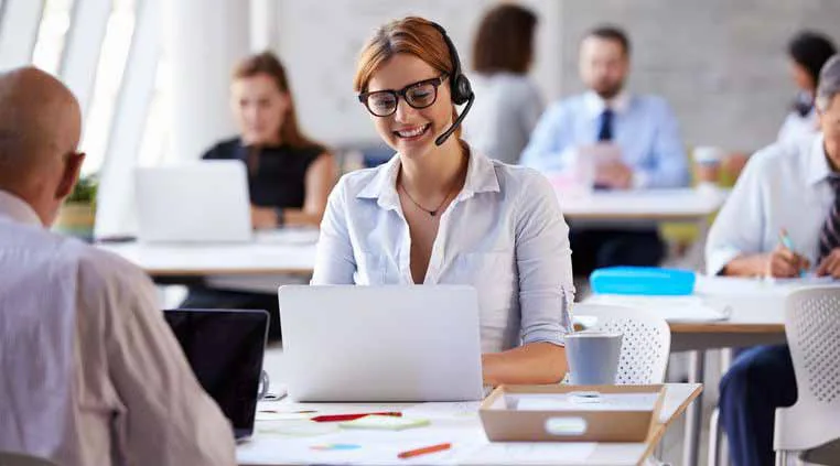تخليص جمركي وشحن دولي في الإمارات